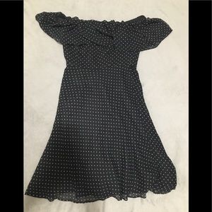 Whit house black market dress 👗!!